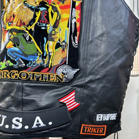 Vietnam Era Vet Leather Vest - Picture 4 of 11